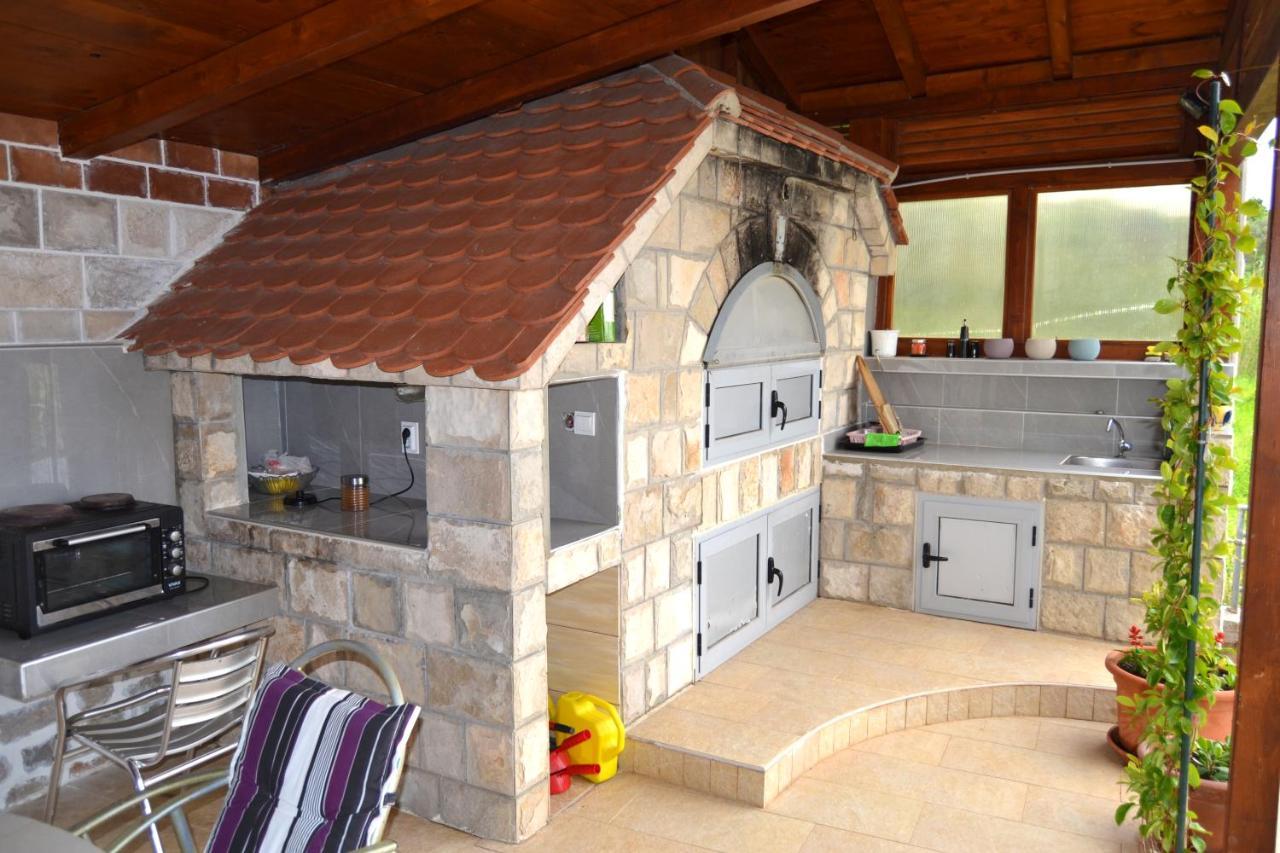 Tivat Apartments Luaran gambar