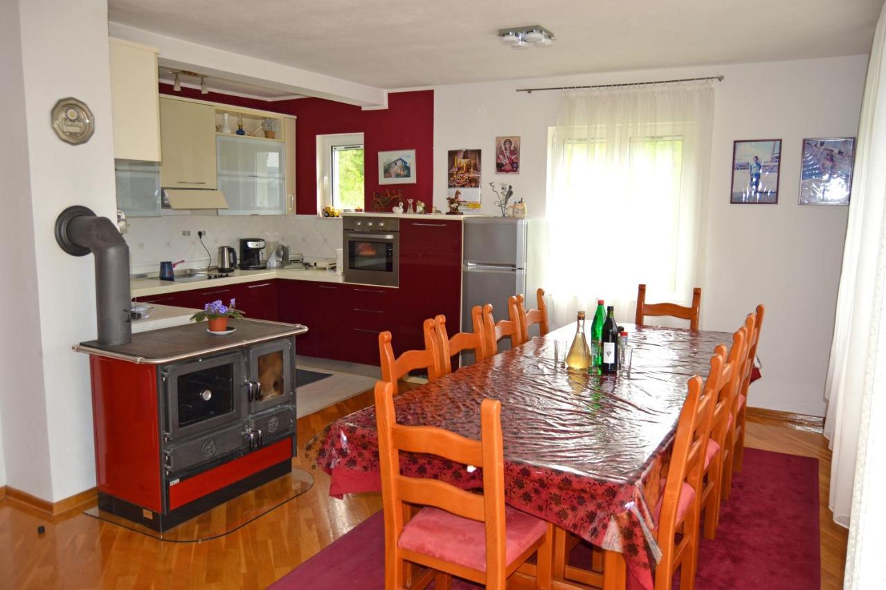 Tivat Apartments Luaran gambar