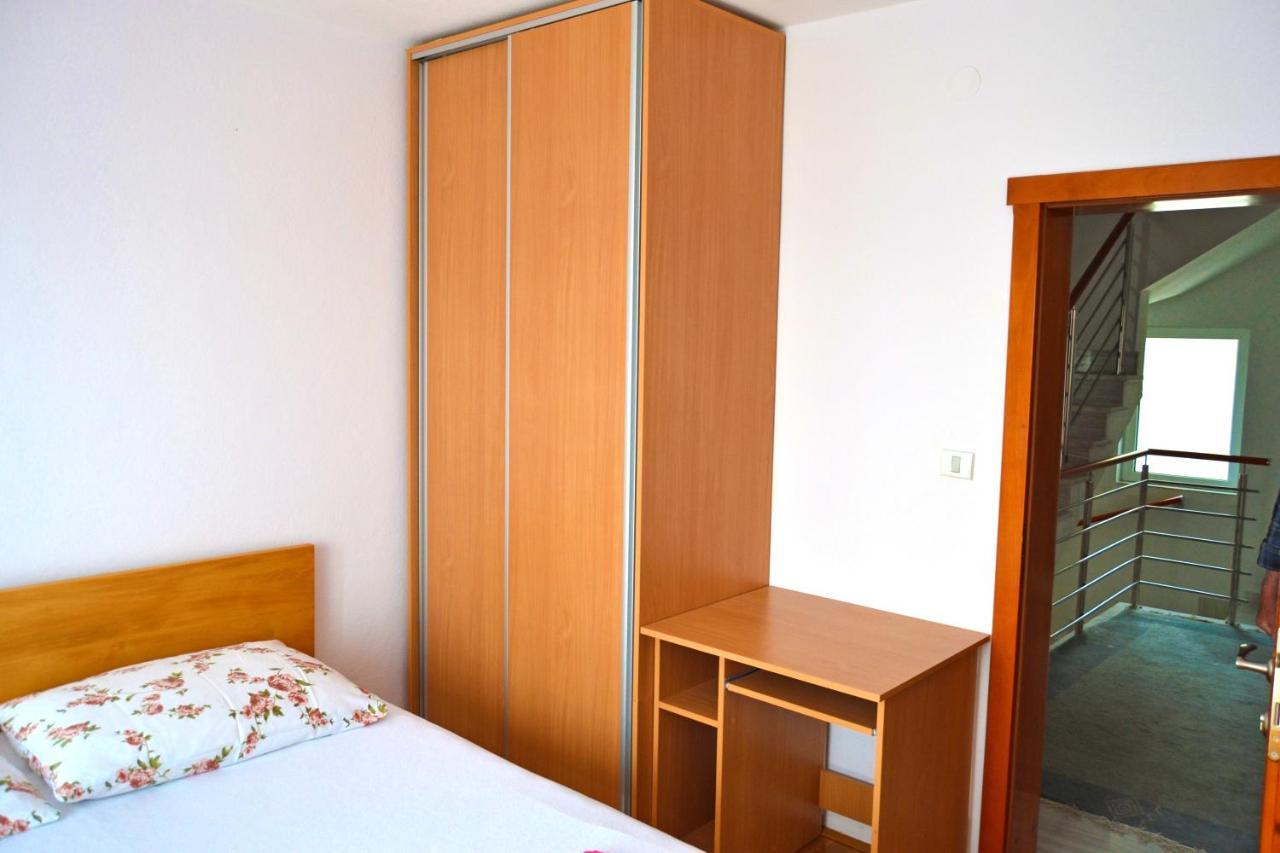Tivat Apartments Luaran gambar