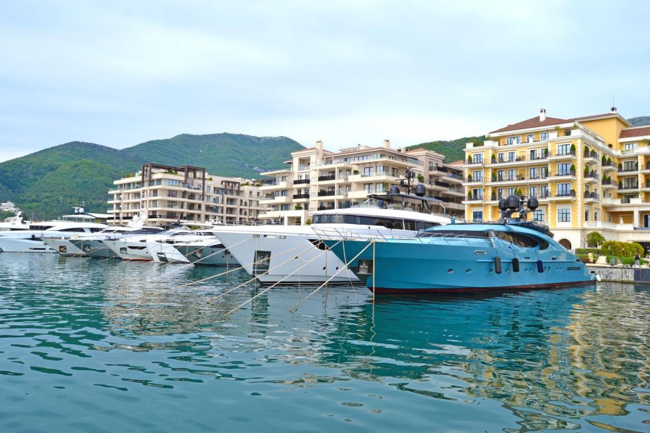 Tivat Apartments Luaran gambar