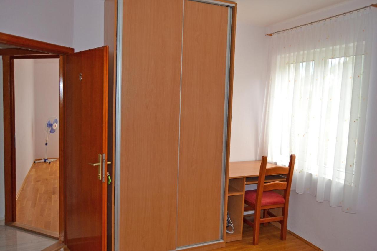 Tivat Apartments Luaran gambar