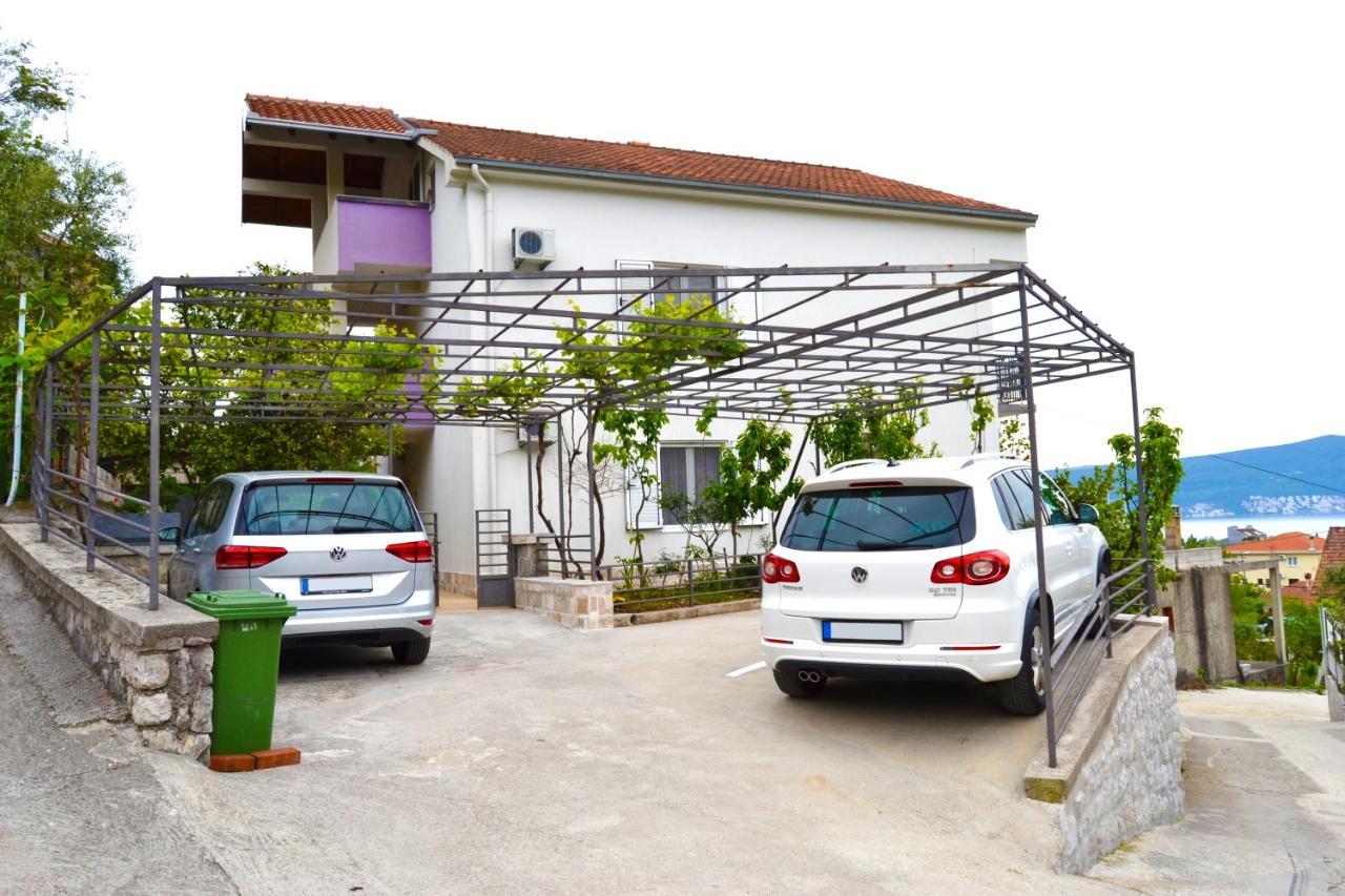 Tivat Apartments Luaran gambar