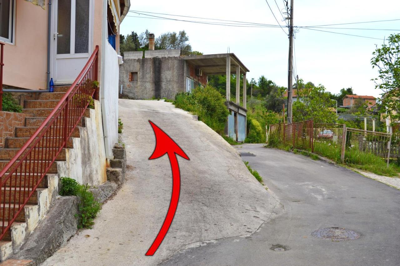 Tivat Apartments Luaran gambar