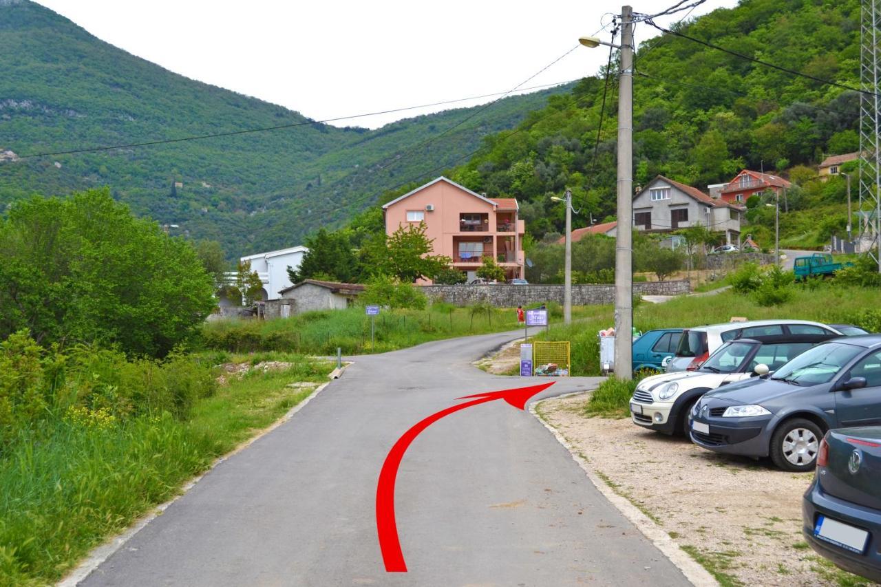 Tivat Apartments Luaran gambar